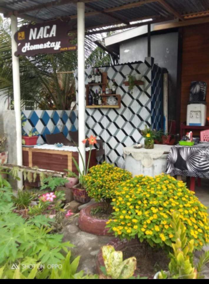 Naca Homestay Manado Exterior photo